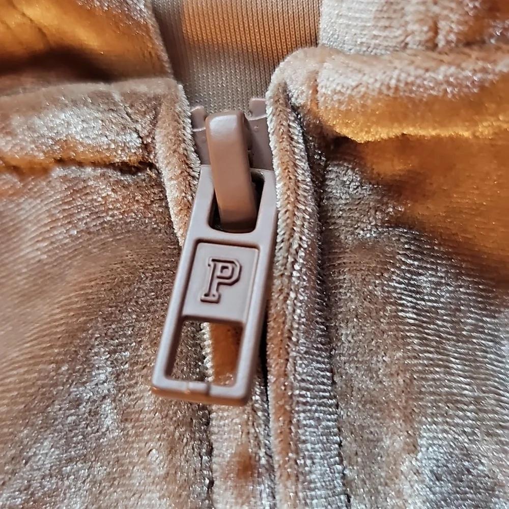 PINK Victoria's Secret Brown Cropped Velour Hoodie Size M - Picture 5 of 7